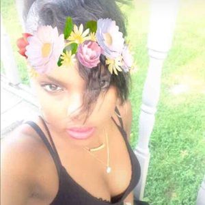 Meet your Posher, Renae